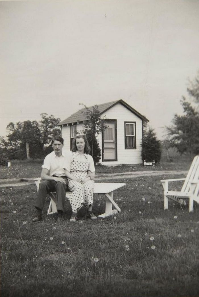 Lore Mac Cabins - Historical Photo Henry Ford Museum (newer photo)